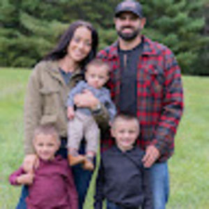 Meet your Posher, Becca